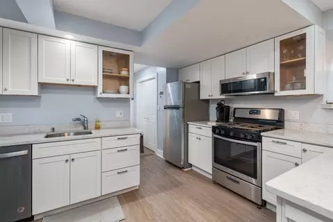 22 James St, Brookline, MA 02446 photo 25