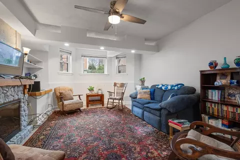 22 James St, Brookline, MA 02446 photo 4