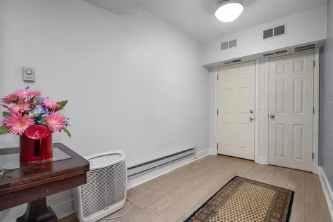 22 James St, Brookline, MA 02446 photo 17