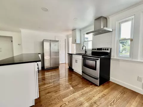 Kitchen - 322 Summer Ave, Reading, MA 01867 photo 3 of 8