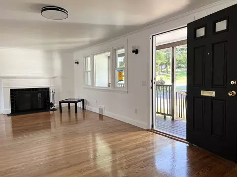 Living - 322 Summer Ave, Reading, MA 01867 photo 3 of 5