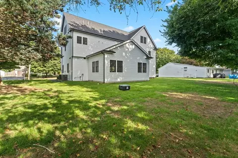 13 Rutledge Rd, Natick, MA 01760 photo 2