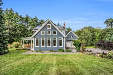 17 Randall Rd, Bolton, MA 01740