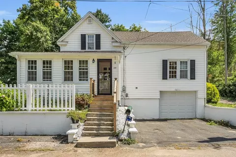 291 Brattle St, Athol, MA 01331