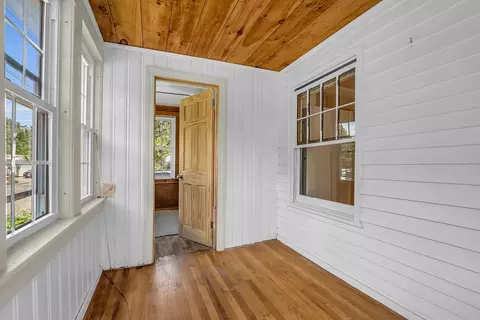 291 Brattle St, Athol, MA 01331 photo 33
