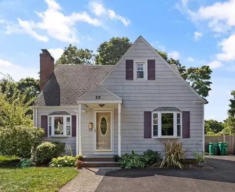 29 York Rd, Lynn, MA 01904