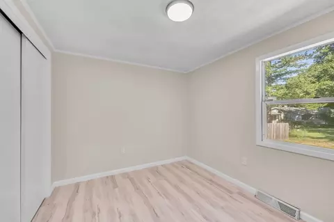 40 Ruby Rd, Springfield, MA 01108 photo 24