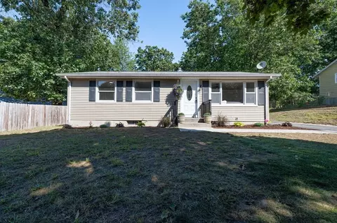 40 Ruby Rd, Springfield, MA 01108 photo 3