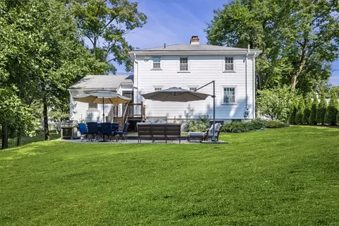 214 High St, Reading, MA 01867 photo 34