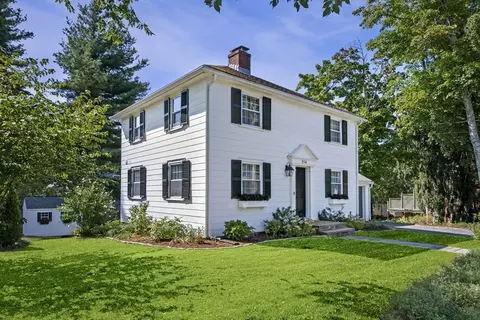 214 High St, Reading, MA 01867 photo 3