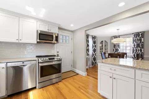 214 High St, Reading, MA 01867 photo 13