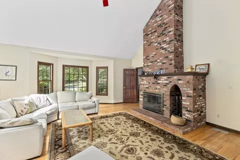 129 Old Barn Path, Marshfield, MA 02050 photo 12