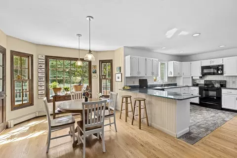 129 Old Barn Path, Marshfield, MA 02050 photo 2