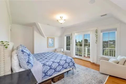 Bedroom - 501 Eel River Rd, Barnstable, MA 02655 photo 3 of 5
