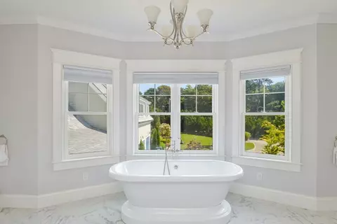 Bath - 501 Eel River Rd, Barnstable, MA 02655 photo 1 of 1