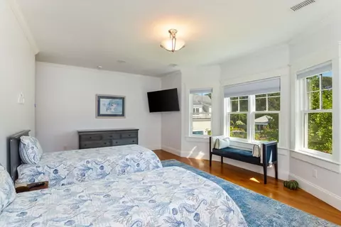 Bedroom - 501 Eel River Rd, Barnstable, MA 02655 photo 5 of 5