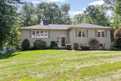 Exterior - 20 Volunteer Rd, Hingham, MA 02043 photo 9 of 9