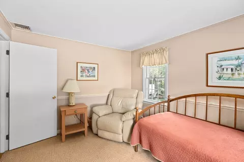 Bedroom - 20 Volunteer Rd, Hingham, MA 02043 photo 5 of 8