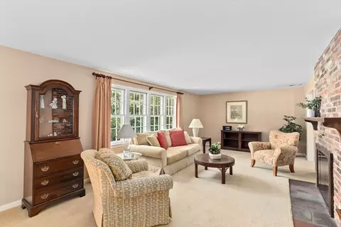 Living - 20 Volunteer Rd, Hingham, MA 02043 photo 1 of 6