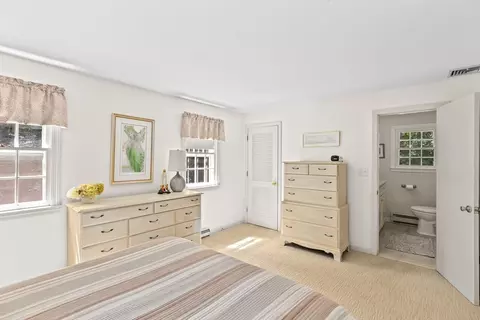 Bedroom - 20 Volunteer Rd, Hingham, MA 02043 photo 2 of 8