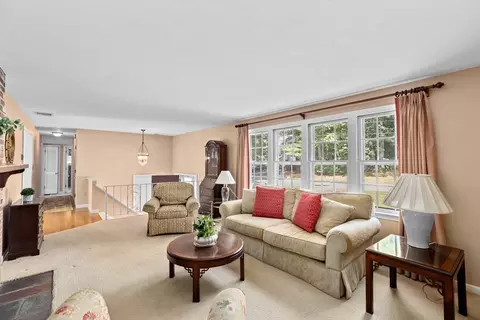 Living - 20 Volunteer Rd, Hingham, MA 02043 photo 3 of 6