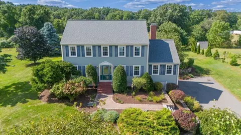 178 Russell St, Littleton, MA 01460