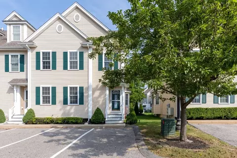 172 Dean St #6, Taunton, MA 02780