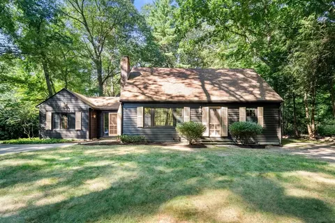 36 Rich Valley Rd, Wayland, MA 01778
