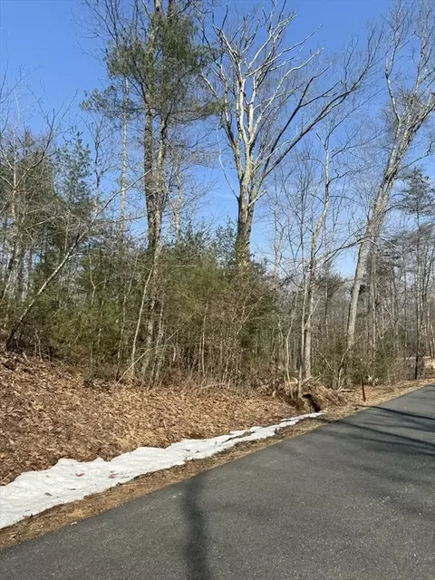 0 E Hill Rd, Brimfield, MA 01010