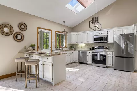 6 Glen Ave, Danvers, MA 01923 photo 17