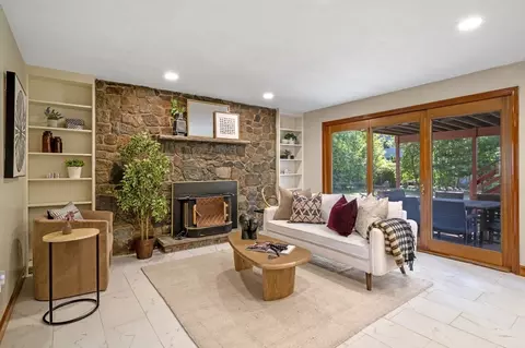6 Glen Ave, Danvers, MA 01923 photo 4