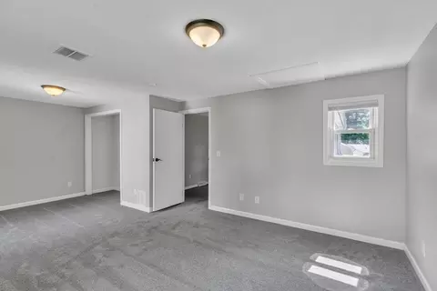 52 Bairdcrest Rd, Springfield, MA 01118 photo 18
