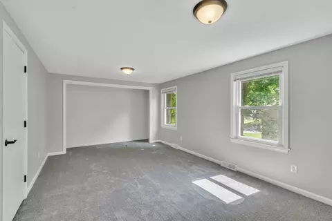 52 Bairdcrest Rd, Springfield, MA 01118 photo 15