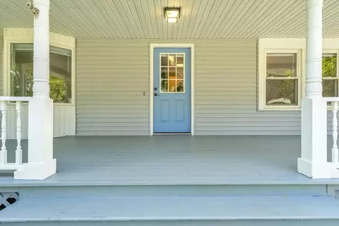 52 Bairdcrest Rd, Springfield, MA 01118 photo 3