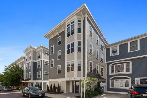 27 Ward St #102, Boston, MA 02127