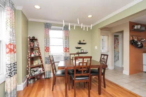 35 Bruce St, Springfield, MA 01109 photo 7