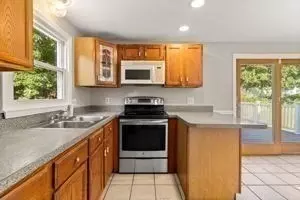 Kitchen - 8 Bedard Ave, Derry, NH 03038 photo 3 of 4