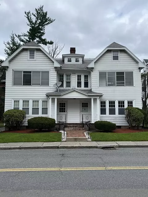 36 Institute Rd, Worcester, MA 01609