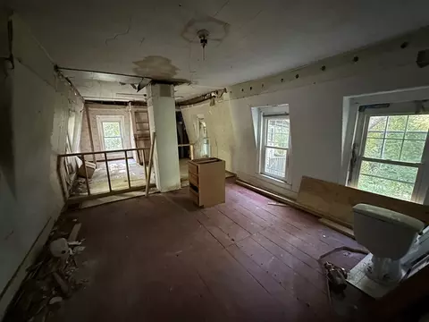 55 Prospect St, Orange, MA 01364 photo 8