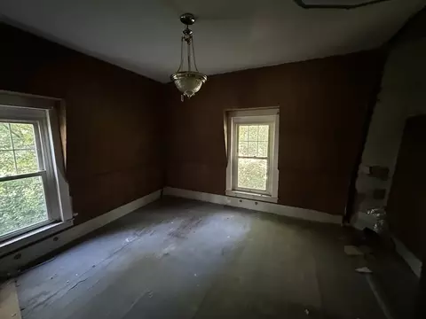55 Prospect St, Orange, MA 01364 photo 10