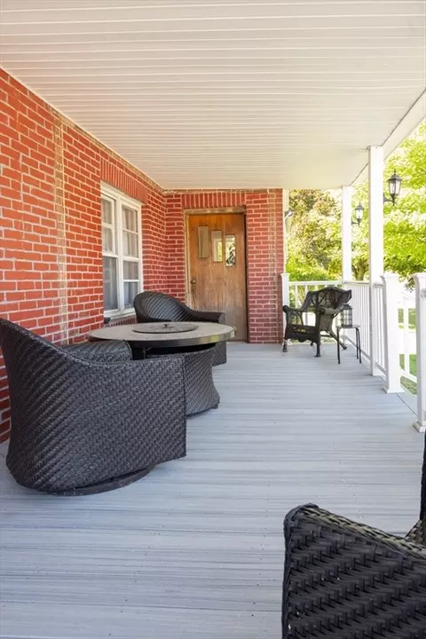 587 Granby Rd, Chicopee, MA 01013 photo 6