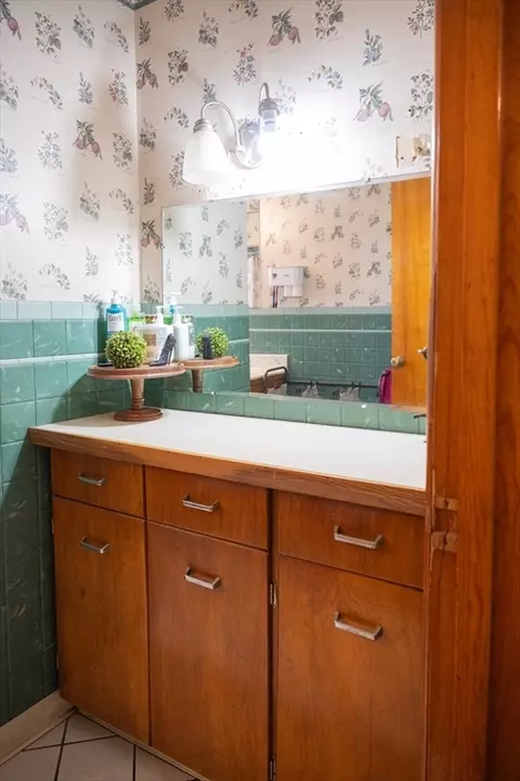 587 Granby Rd, Chicopee, MA 01013 photo 26