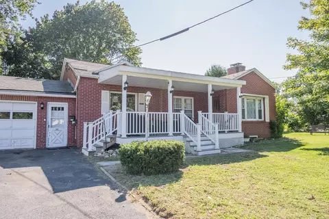 587 Granby Rd, Chicopee, MA 01013 photo 2