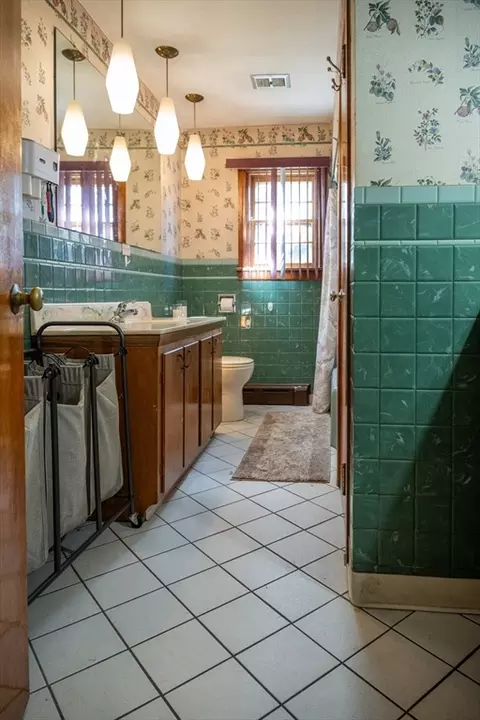 587 Granby Rd, Chicopee, MA 01013 photo 25
