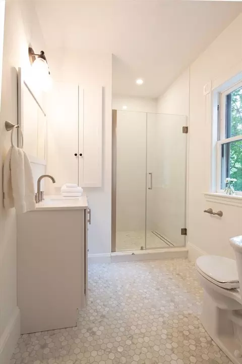 80 Central St, Hudson, MA 01749 photo 12