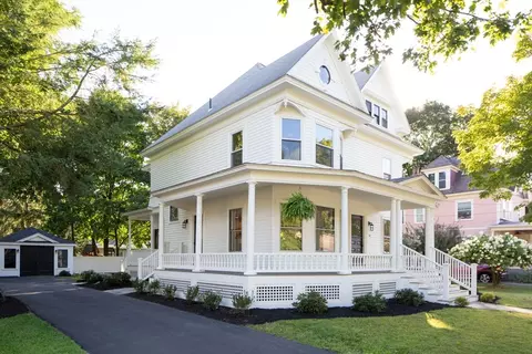 80 Central St, Hudson, MA 01749