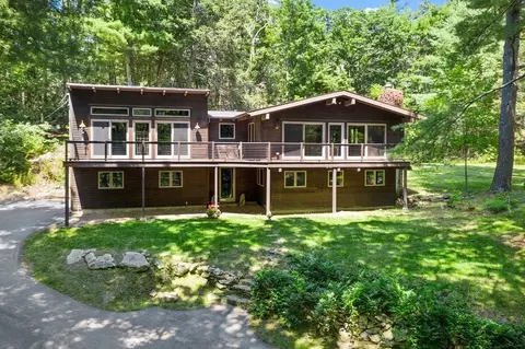 138 Maple St, Sherborn, MA 01770