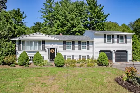 165 Maple St, Methuen, MA 01844