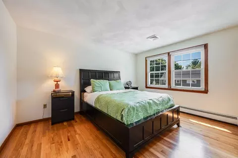 Bedroom - 15 Parkview Rd, Reading, MA 01867 photo 5 of 6