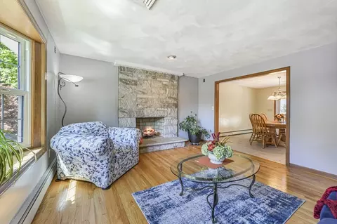 Living - 15 Parkview Rd, Reading, MA 01867 photo 3 of 7